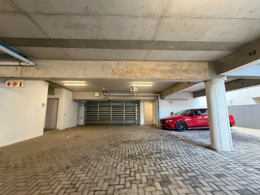  Bedroom Property for Sale in Table View Western Cape